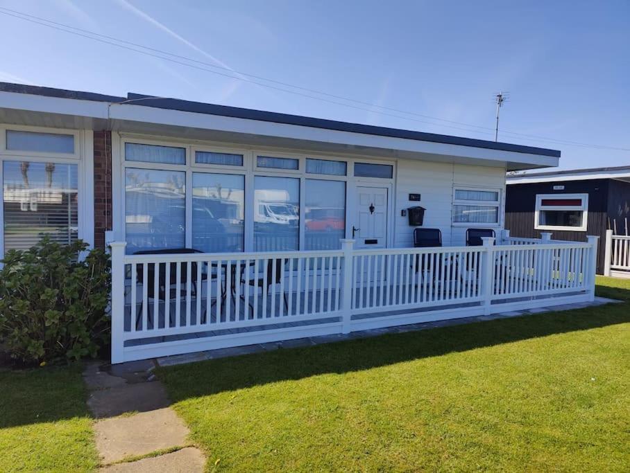 L&L'S Lodge, A Small But Perfectly Formed Chalet Chapel Saint Leonards Eksteriør bilde